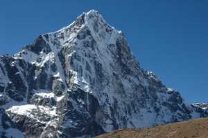 Cholatse Peak