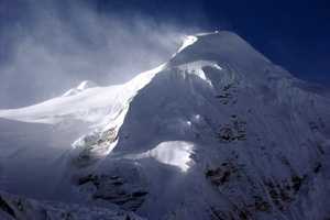 Langsisa Peak
