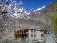 Tour & Trekking am Karakorum Highway