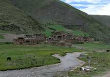 Derge&ndash;Mt.Chola&ndash;Yilhun Lhatso